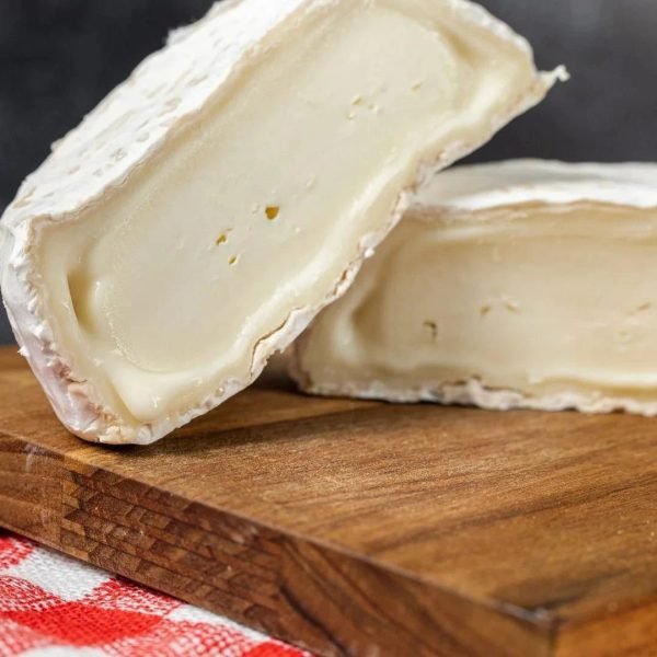 Neve – Queijo Artesanal de Ovelha Cremoso – Peça 200G - Image 3